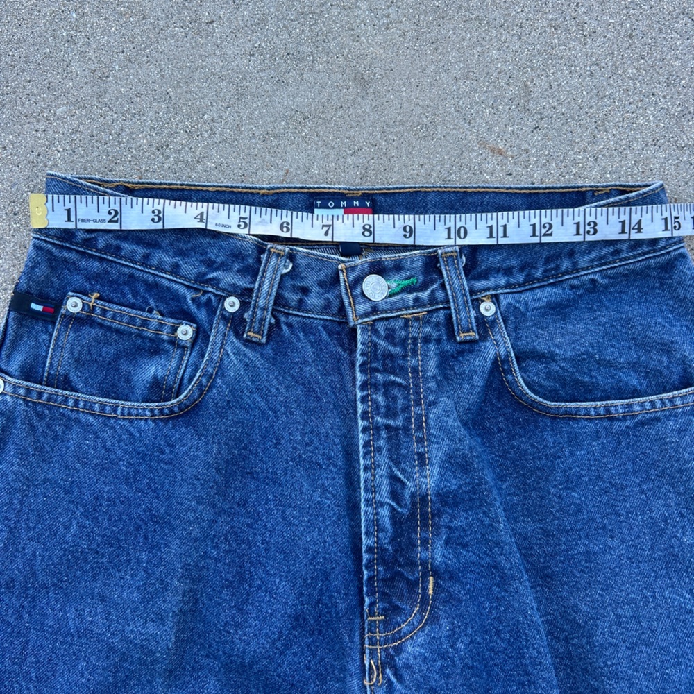 Vintage Tommy Hilfiger Loose Fit Blue Denim Jeans Size 31/30 - Picture 3 of 8